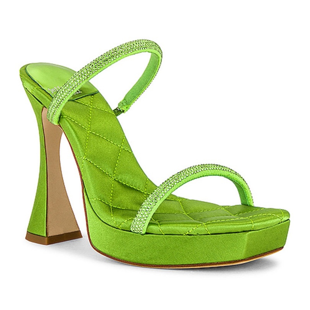 Jeffrey Campbell
Movie Platform Mule